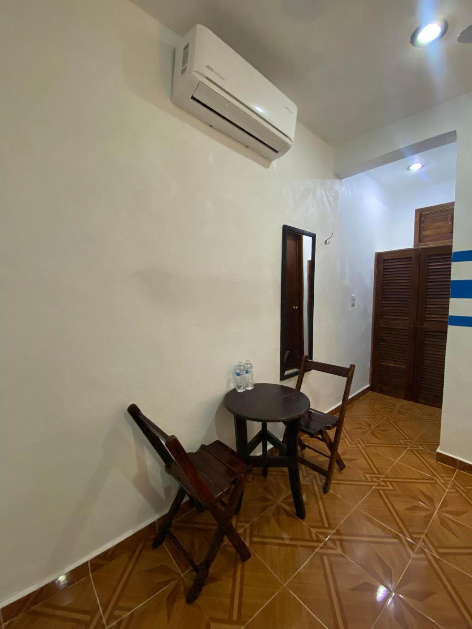Casa Victor Avila 홀박스아일랜드 외부 사진