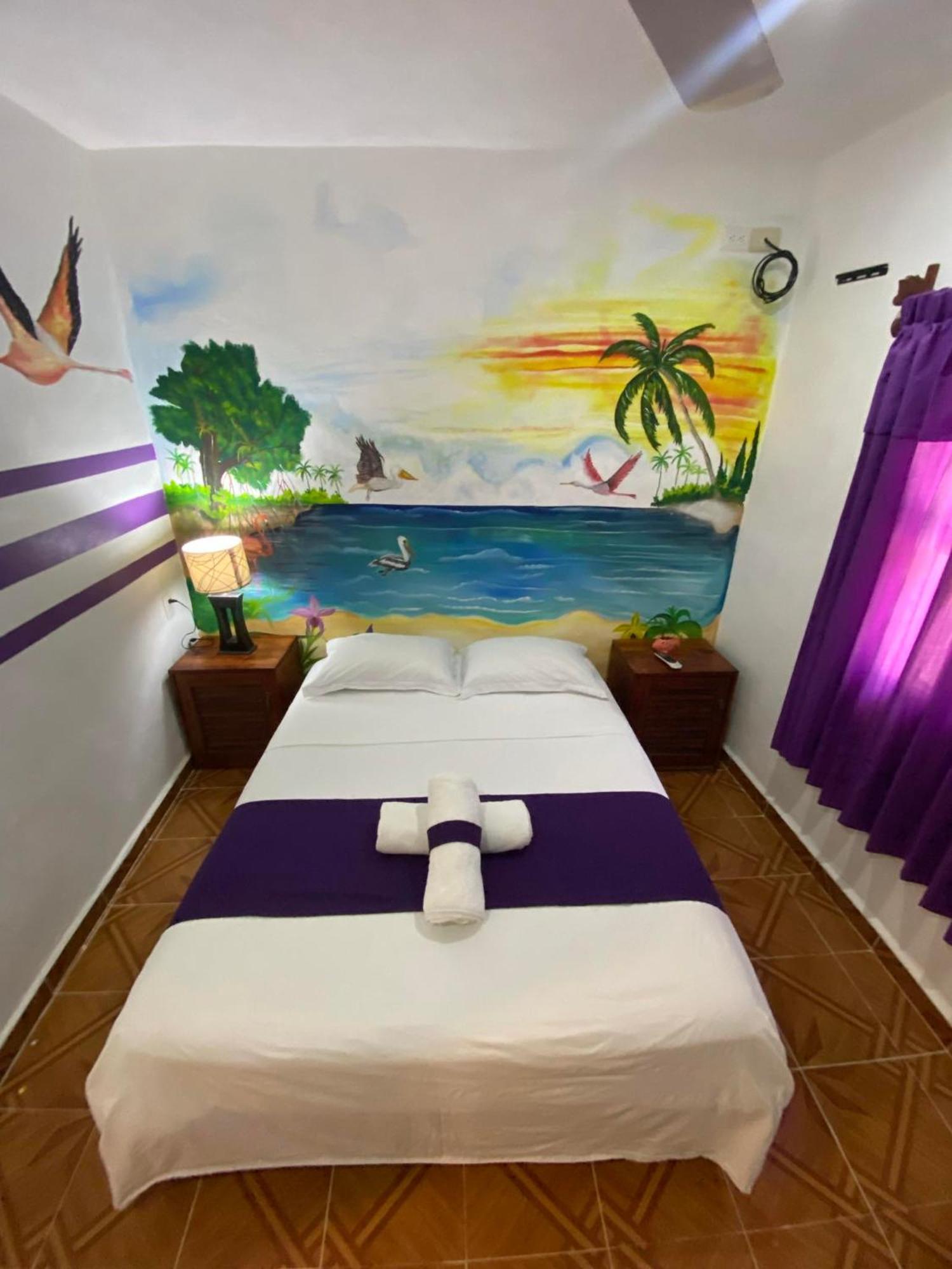 Casa Victor Avila 홀박스아일랜드 외부 사진